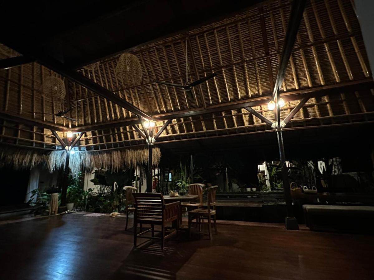 My Secret Home Seminyak Esterno foto