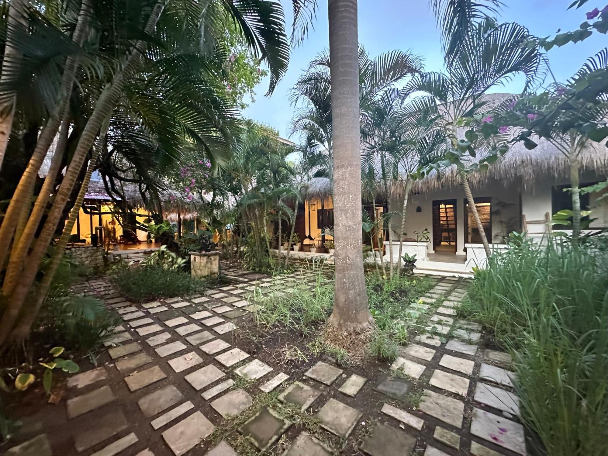 My Secret Home Seminyak Esterno foto